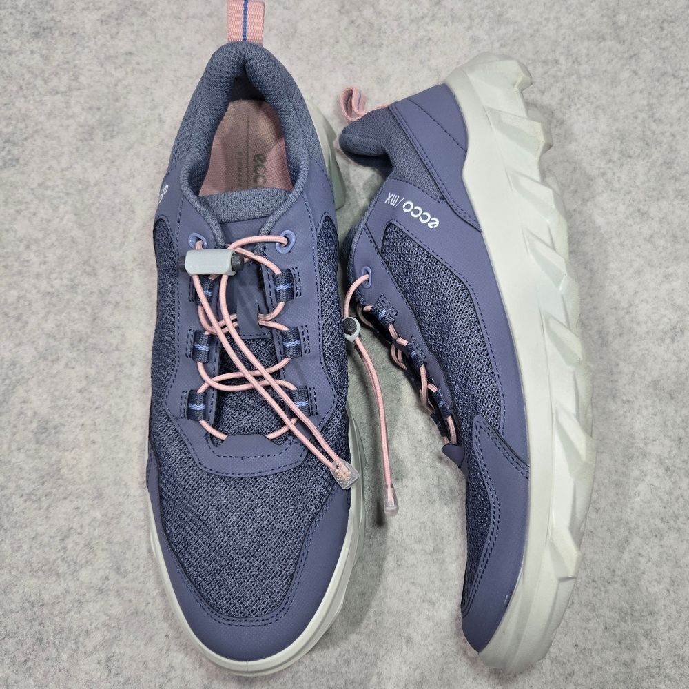 🐢 ECCO MX Women's Low Breathru Sneaker Size 40 EUR, 9-9.5 US. 🍂